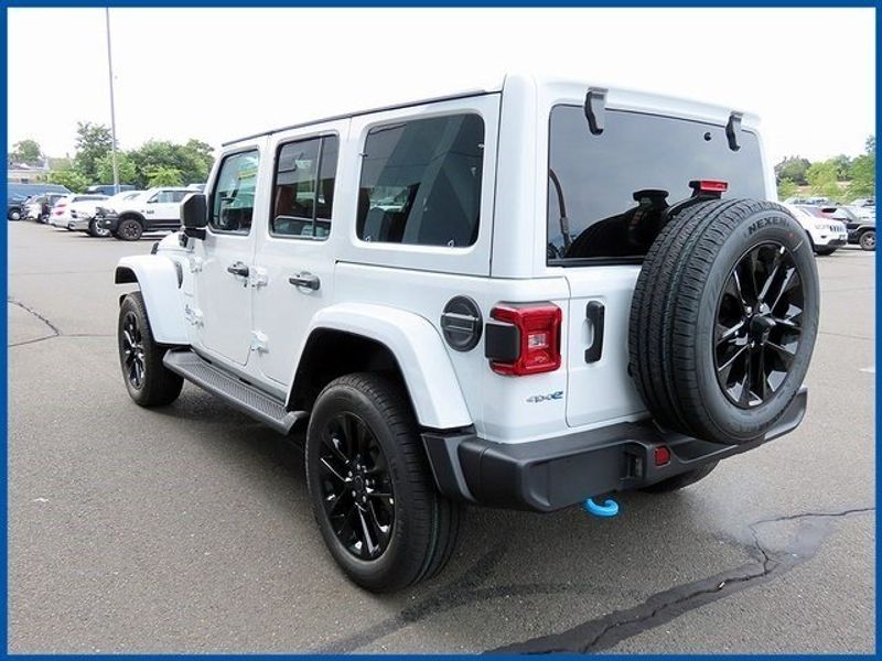 2024 Jeep Wrangler 4xE Sahara 4xeImage 5