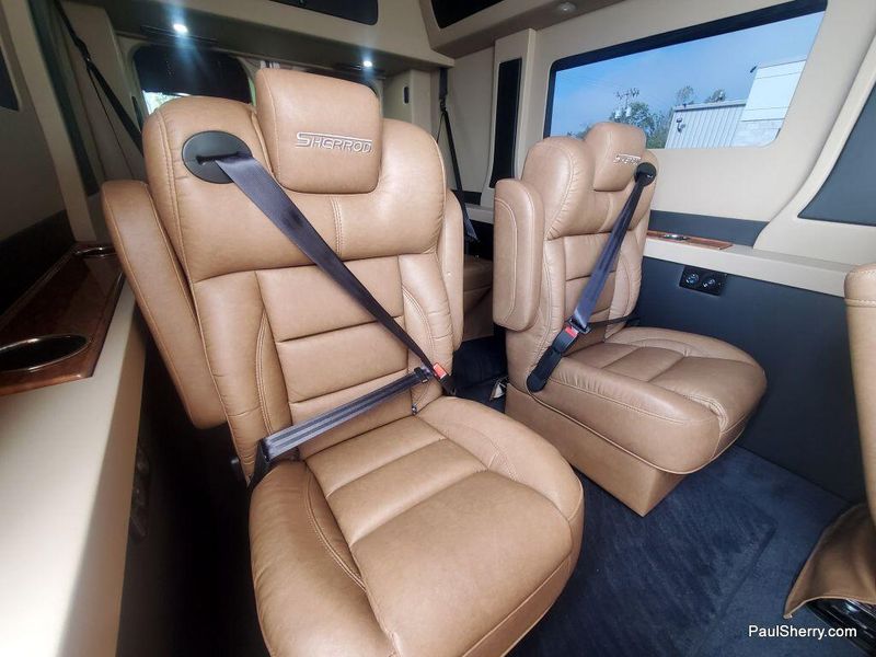 2024 RAM Promaster 3500 Slt+ Window Van High Roof 159