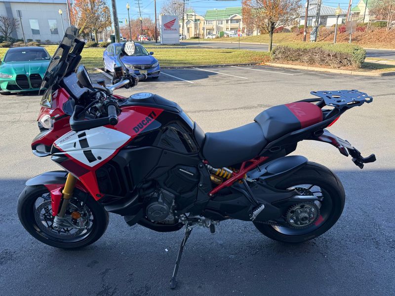 2023 Ducati Multistrada V4 Pikes PeakImage 2