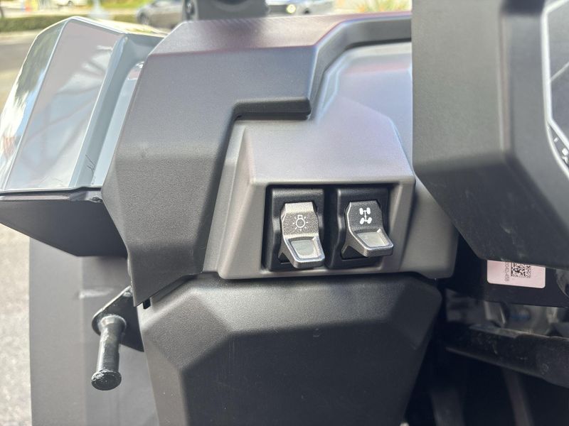 New 2026 Polaris RZR PRO XP 4 SPORT Image 17