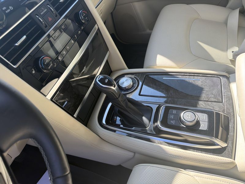 Used 2023 INFINITI QX80 LuxeImage 27