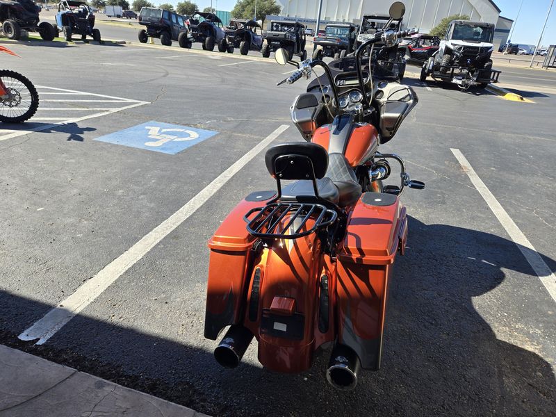 USED 2013 HARLEY ROAD GLIDE CVO  CUSTOM Image 8