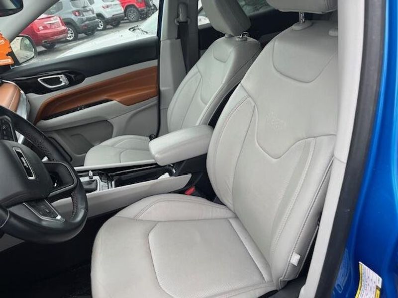 2022 Jeep Compass Image 13