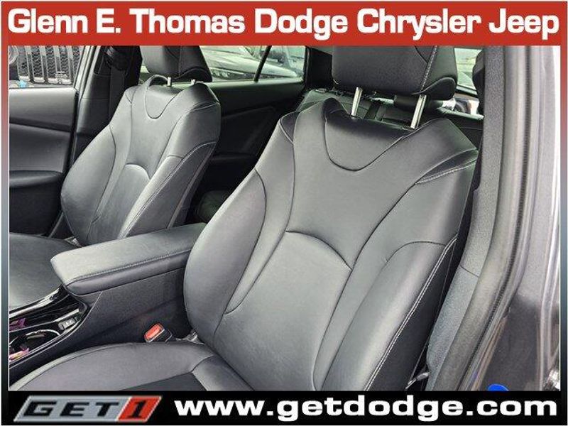 2021 Toyota RAV4 XLE photo 20
