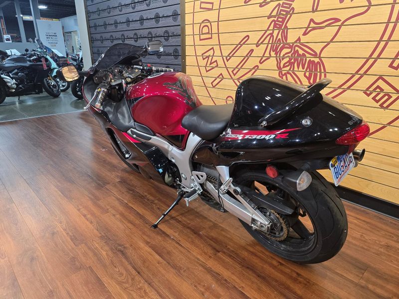 Used 2006 Suzuki Hayabusa Image 6
