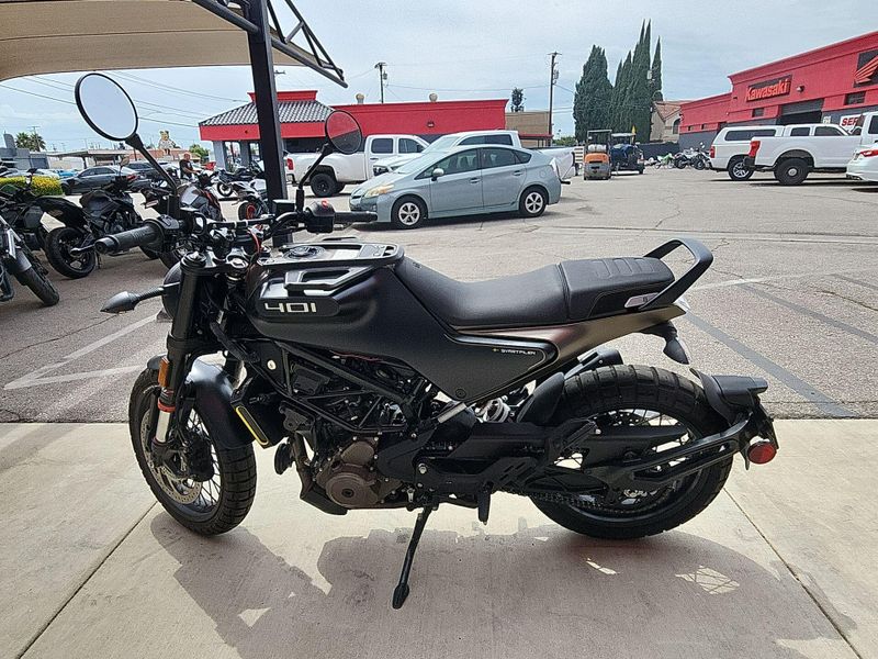 Used 2023 Husqvarna SVARTPILEN 401 Image 15