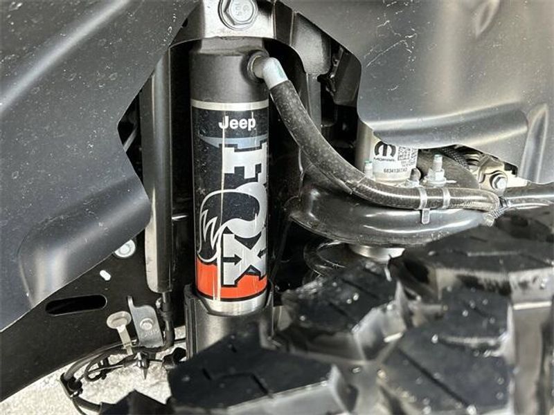 New 2025 Jeep Gladiator Mojave 4x4Image 15