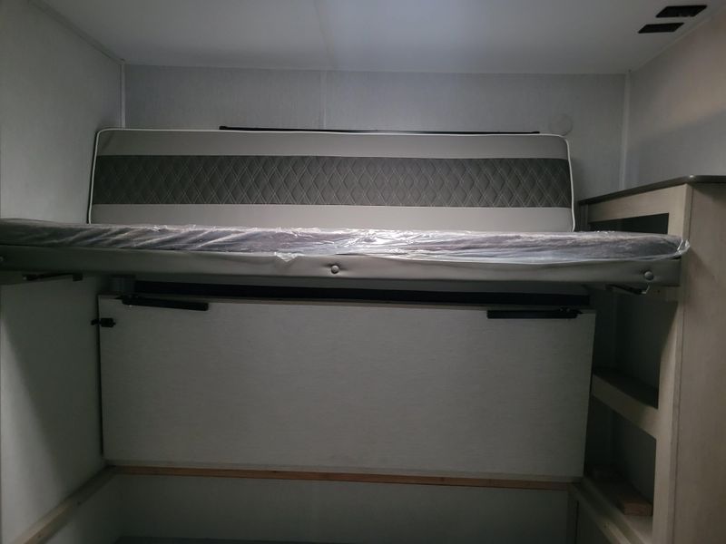 Used 2023 FOREST RIVER EVO 176 QB Image 19
