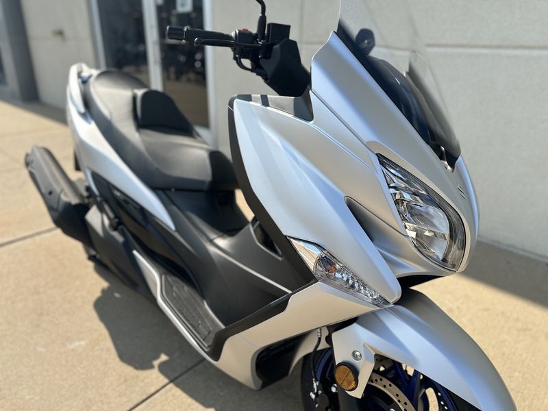 2024 Suzuki Burgman 400 in a SILVER exterior color. Cross Country Powersports 732-491-2900 crosscountrypowersports.com 