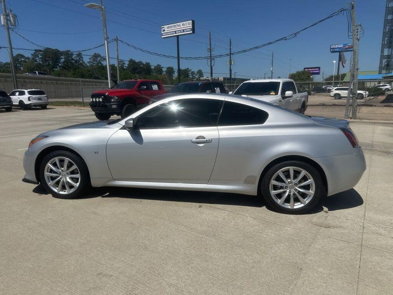 Used 2014 INFINITI Q60 BaseImage 8
