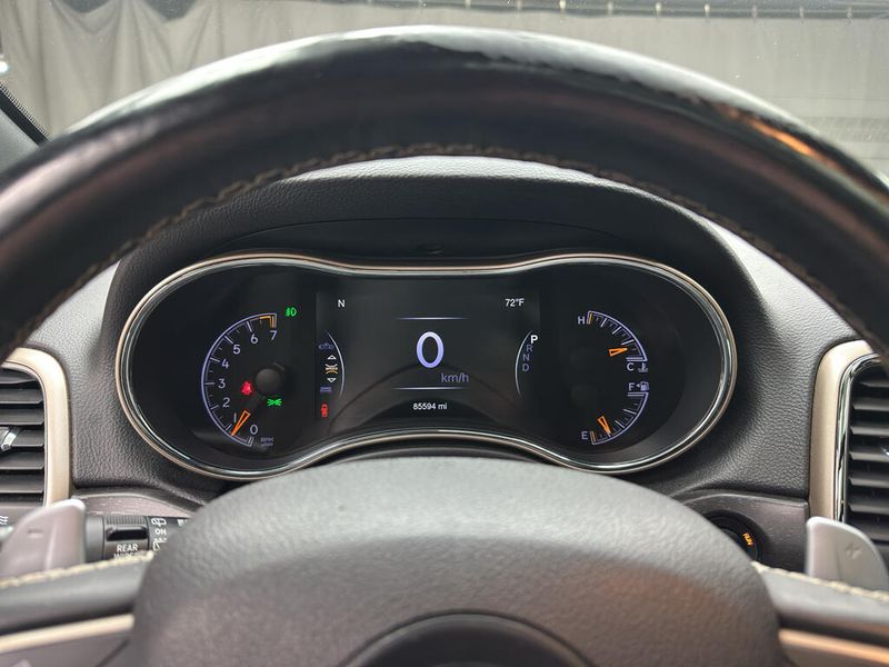 Used 2017 Jeep Grand Cherokee LimitedImage 10
