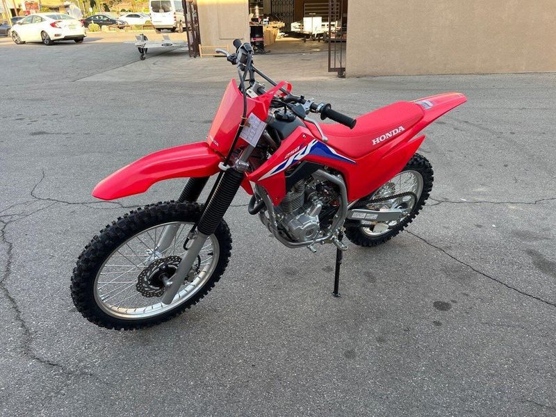 2024 Honda CRF250F Image 4
