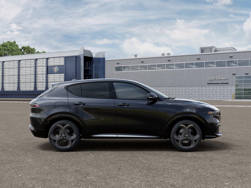 New 2026 Alfa Romeo Tonale Sport Speciale AwdImage 30