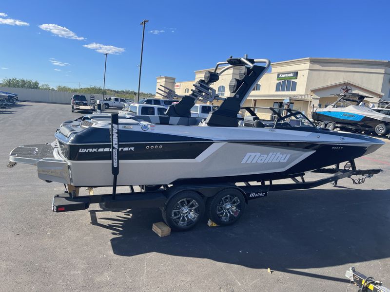 2023 MALIBU Wakesetter 24 MXZ  in a SILVER/WHITE exterior color. Family PowerSports (877) 886-1997 familypowersports.com 