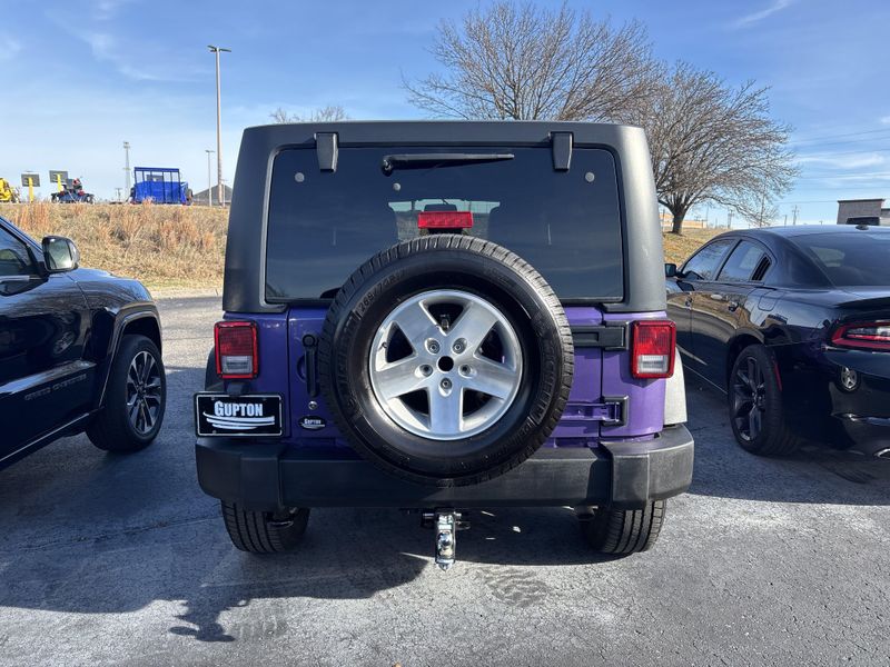 Used 2017 Jeep Wrangler Unlimited SportImage 8