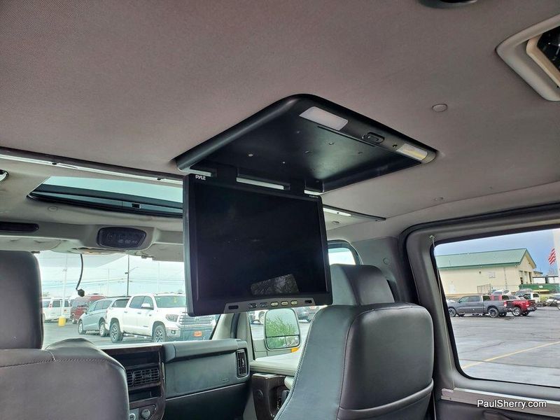 2011 Chevrolet Express 1500 Image 11