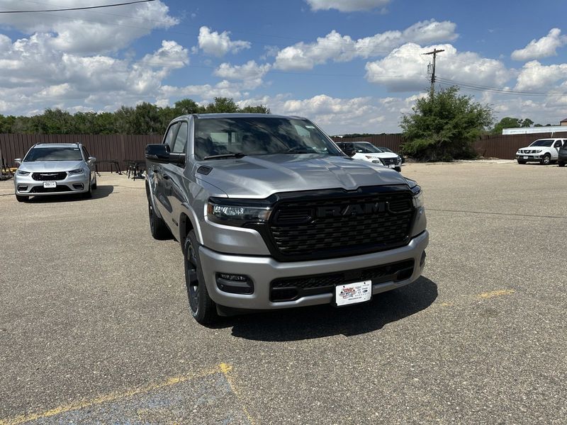 2025 RAM 1500 Big Horn Crew Cab 4x4 5