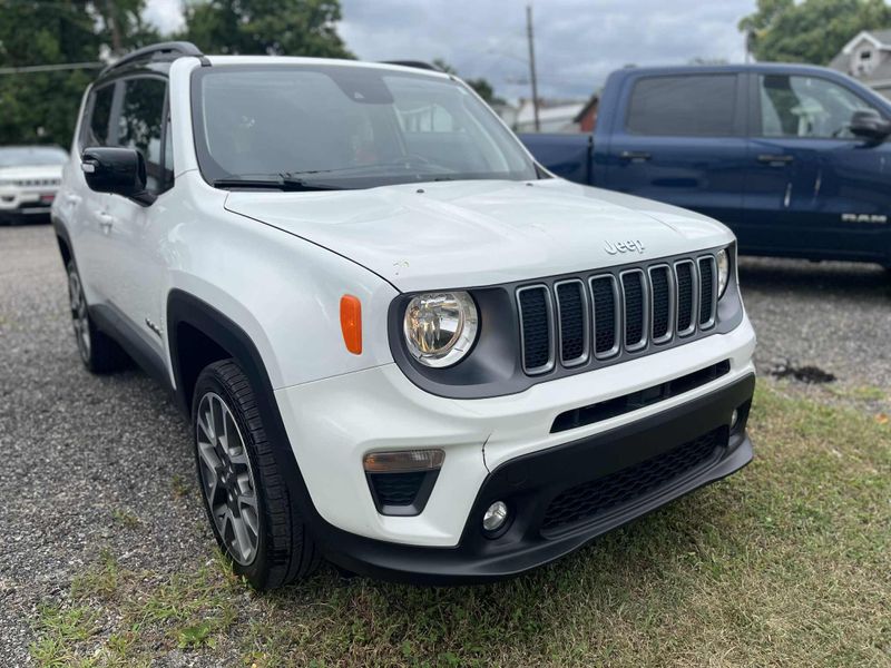 Used 2022 Jeep Renegade Image 1