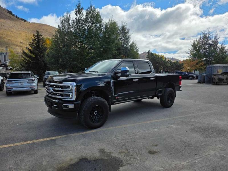 2024 Ford F-350 Platinum photo 2