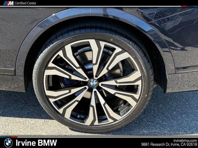 Used 2023 BMW X7 xDrive40iImage 14