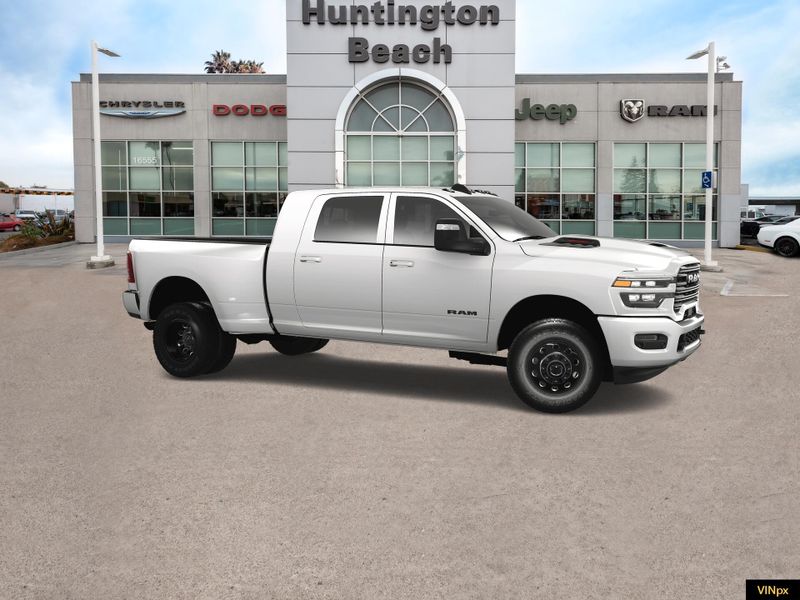 2025 RAM 3500 Laramie Mega Cab 4x4 DullayImage 10