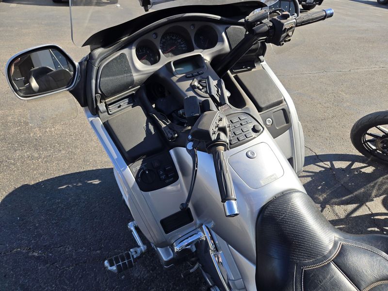 USED 2005 HONDA GOLD WING Image 12