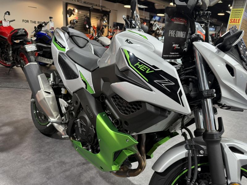 Used 2024 Kawasaki Z7 Hybrid ABS Image 6