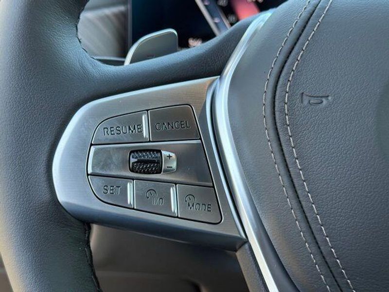 New 2026 BMW X7 xDrive40iImage 22