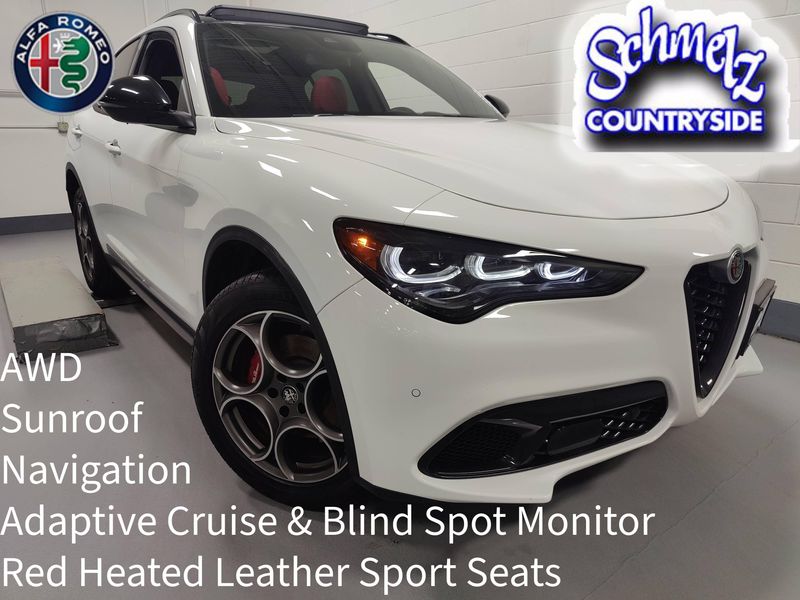 Used 2024 Alfa Romeo Stelvio AWD Sprint w/Sunroof/NavImage 1