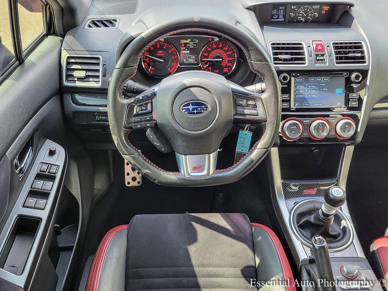 2016 Subaru WRX STI photo 10