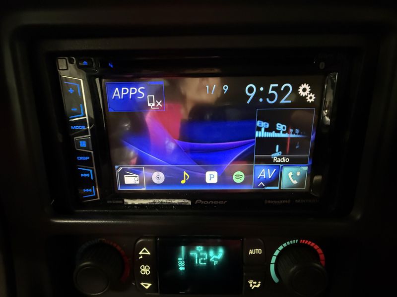 Used 2004 Chevrolet Suburban 1500 Z71Image 32