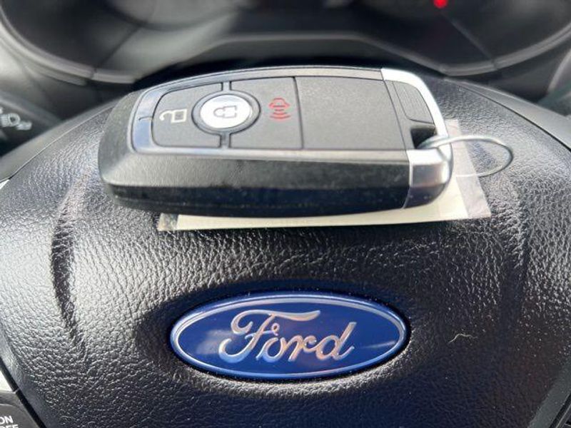 2024 Ford Edge SELImage 42