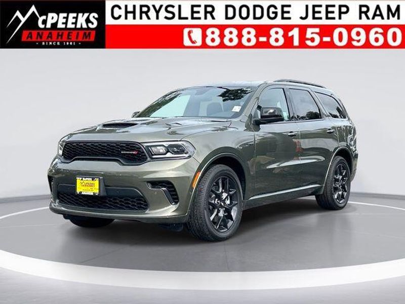 New 2026 Dodge Durango Gt Awd Hemi V8Image 1