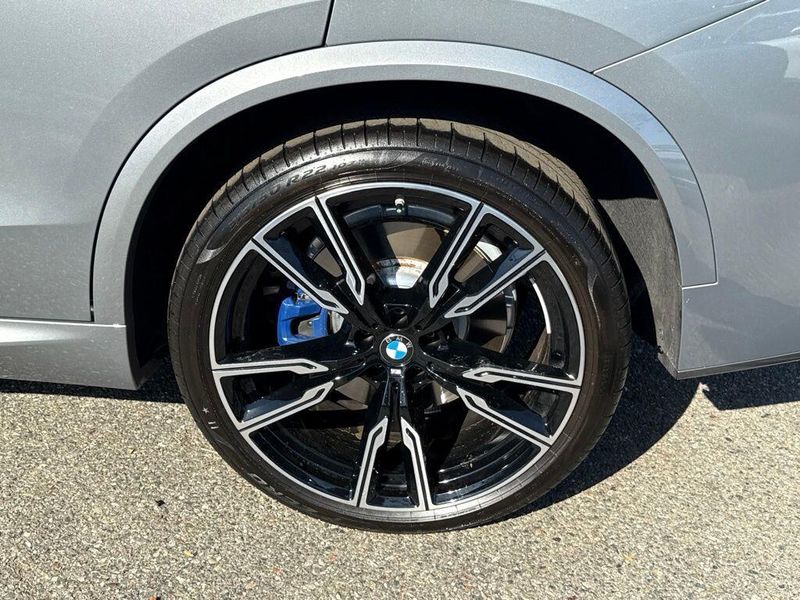 Used 2026 BMW X5 M60iImage 14