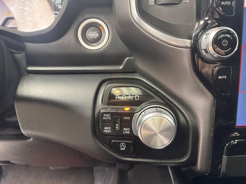 2022 RAM 1500 LaramieImage 15