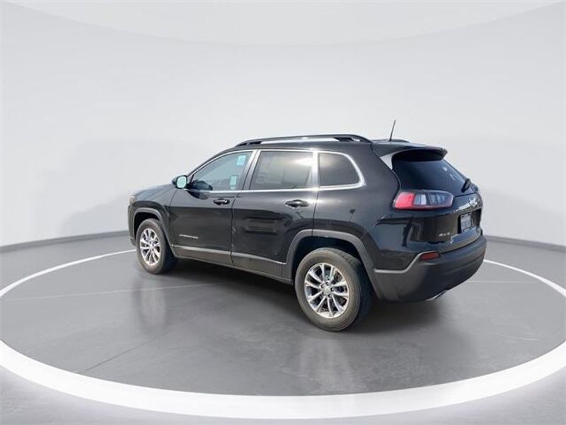 2022 Jeep Cherokee Latitude LuxImage 6