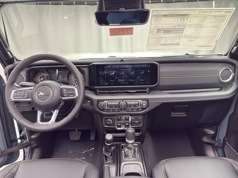 New 2026 Jeep Wrangler 4-door SaharaImage 8