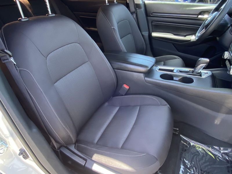 Used 2020 Nissan Altima 2.5 SImage 11