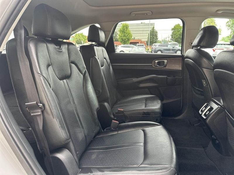 2022 Kia Sorento X-Line EXImage 19
