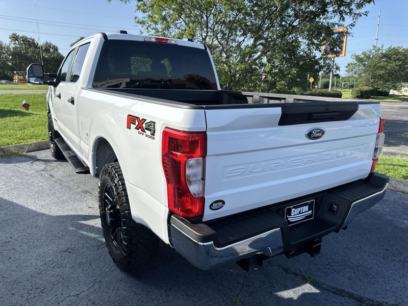 2022 Ford F-250 XLImage 10