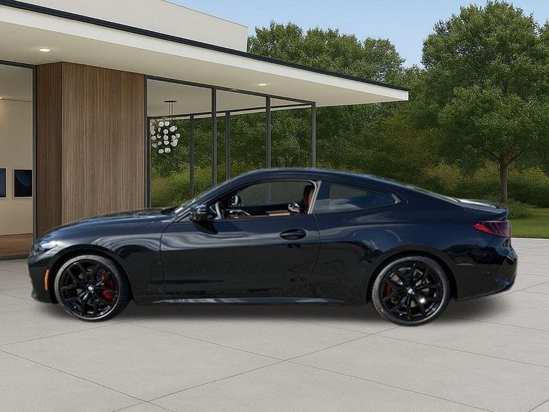 New 2026 BMW 4 Series M440iImage 13