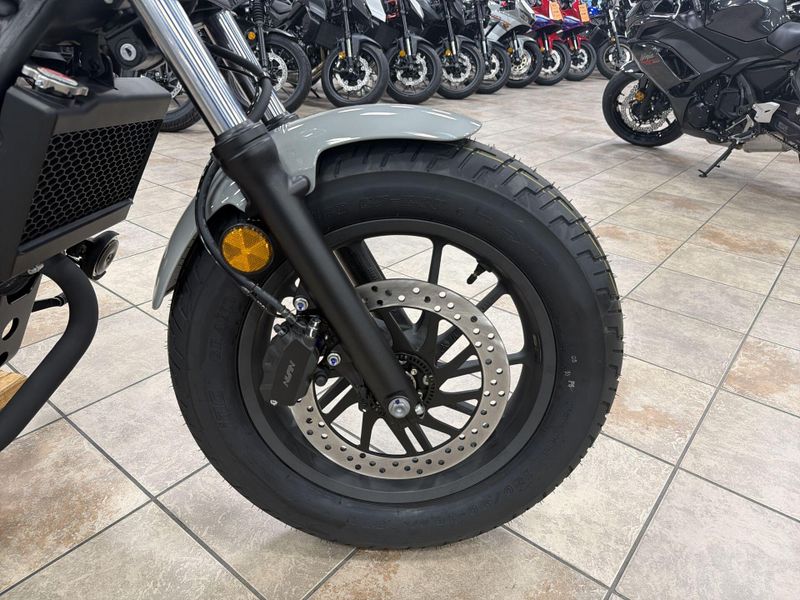 New 2026 Honda REBEL 300 E-CLUTCH Image 19