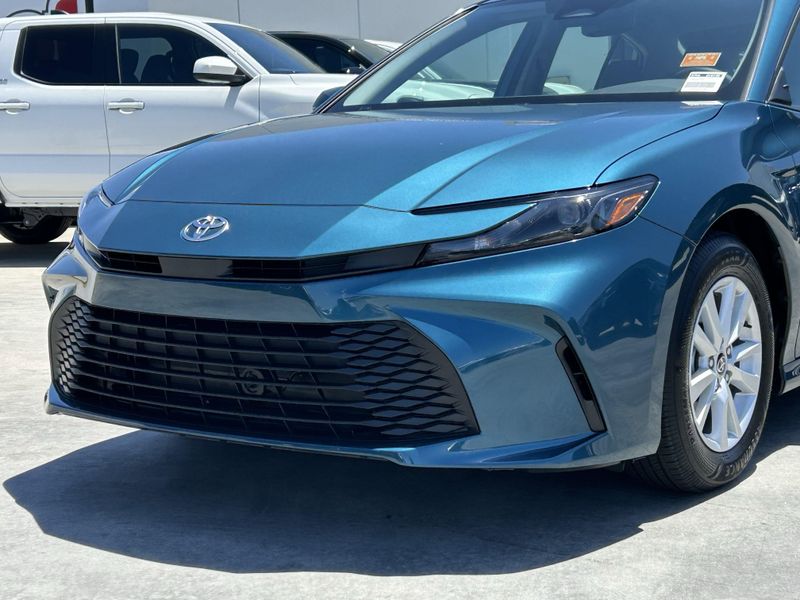New 2025 Toyota Camry LEImage 7