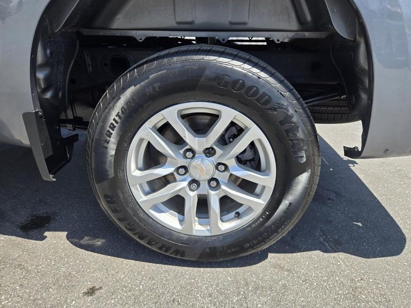 Used 2022 Chevrolet Silverado 1500 LTD 2WD Crew Cab 147 LT