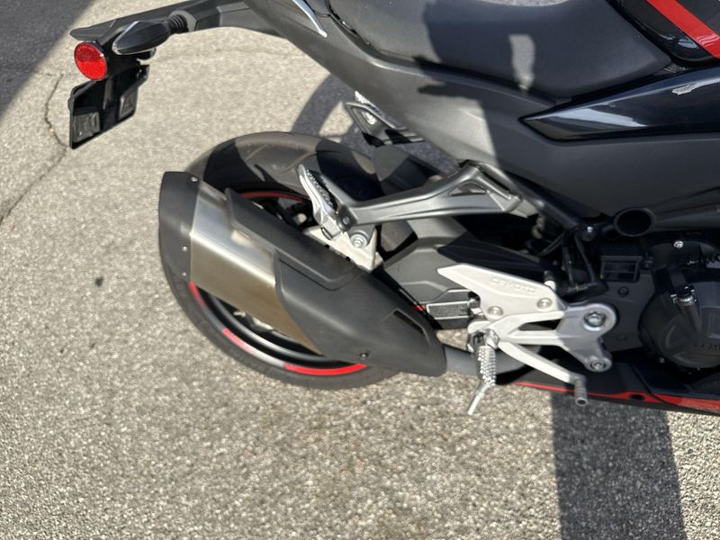 Used 2024 CFMOTO 450SS Image 16