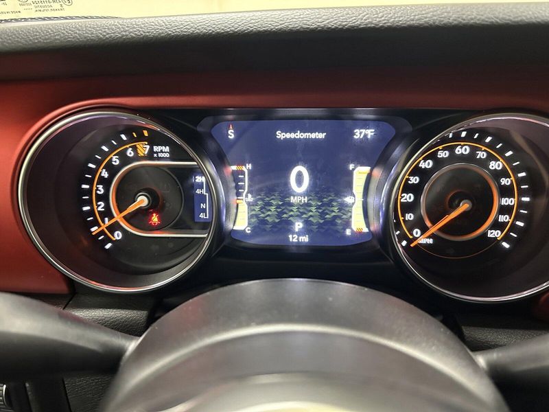 2023 Jeep Gladiator RubiconImage 11