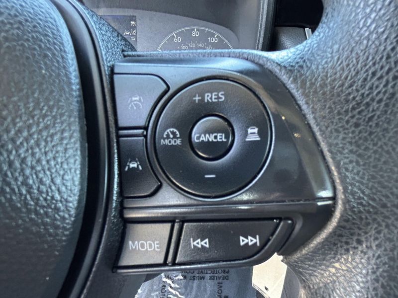 Used 2024 Toyota Corolla LEImage 28