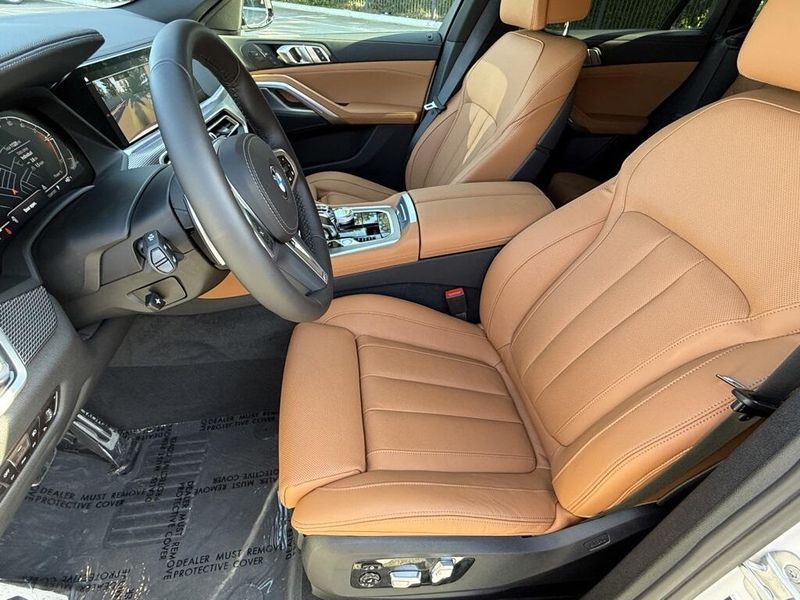 2022 BMW X6 xDrive40iImage 21
