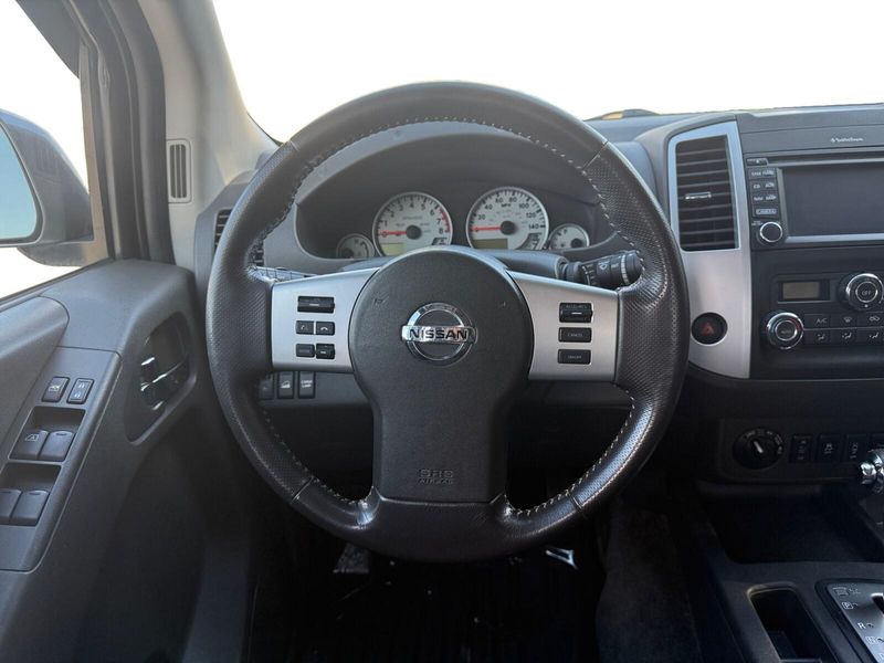 2018 Nissan Frontier PRO-4X photo 11