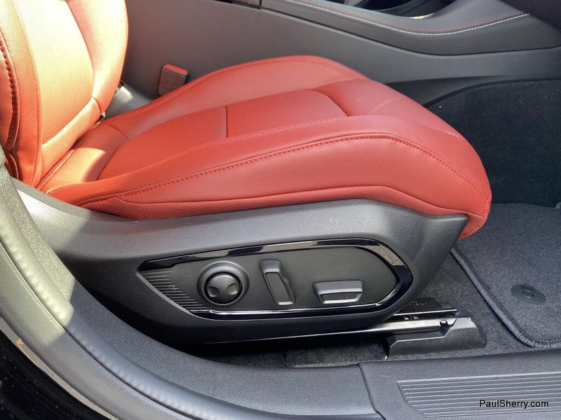 New 2026 Dodge Charger R/T Plus 4-door Awd